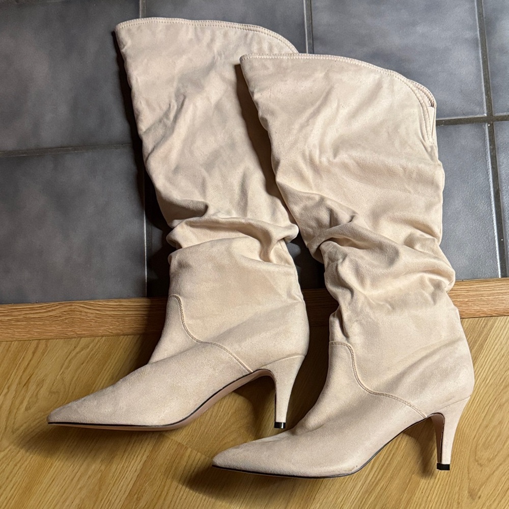 Size 11 NEW Knee-High Women's Boots cream tan tall